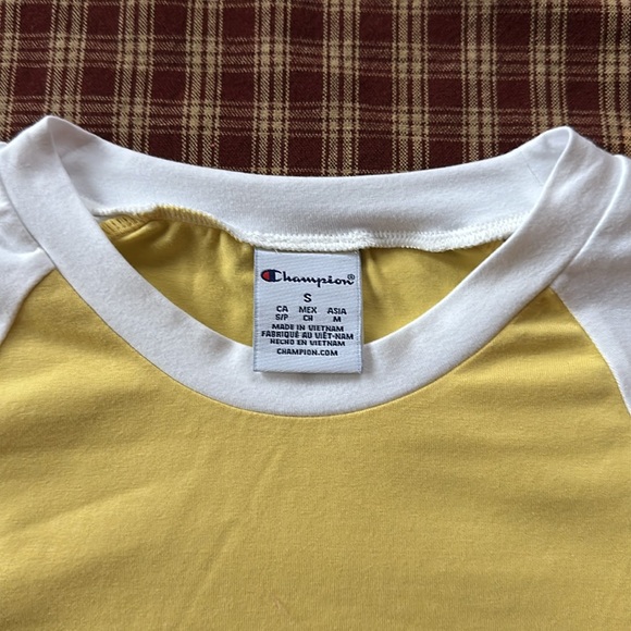 Woman’s NWTs Champion Morning Sunlight Ringer Tee - Picture 2 of 4